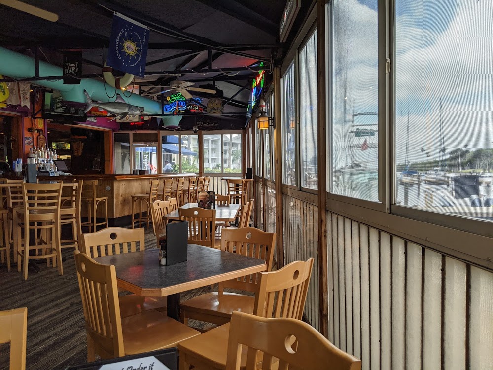 Ichabod’s Dockside Bar & Grill