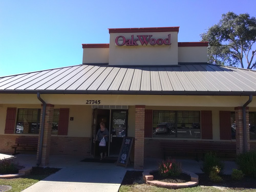 Oakwood Smokehouse & Grill