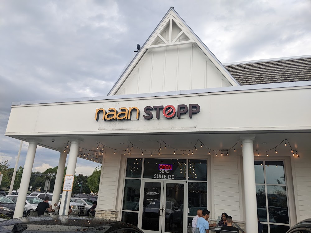 Naan Stopp Indian Restaurant